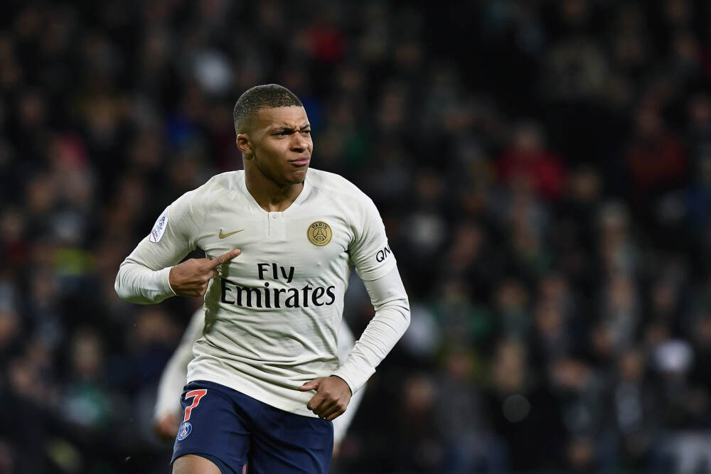 梦见在家里睡觉是什么意思